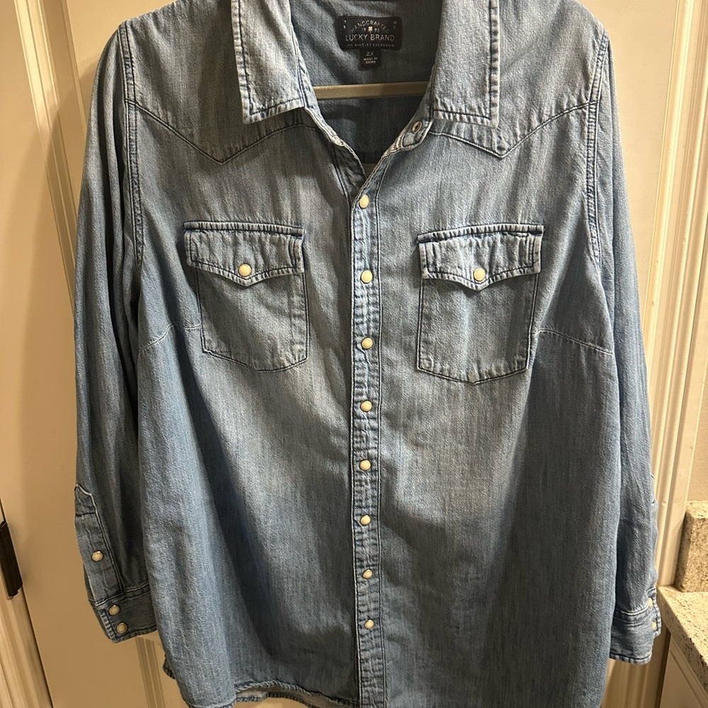 Lucky Brand Women's Blue Denim Button Down Shirt